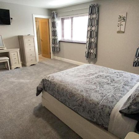 Johnny Murphy'S Guest Rooms Meigh Exterior photo